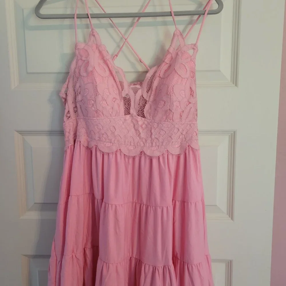 Pink Ruffle top - Picture 3 of 3